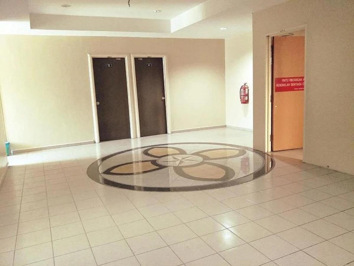 Oyo 90743 Hotel Ban Cheong Kangar Eksteriør bilde