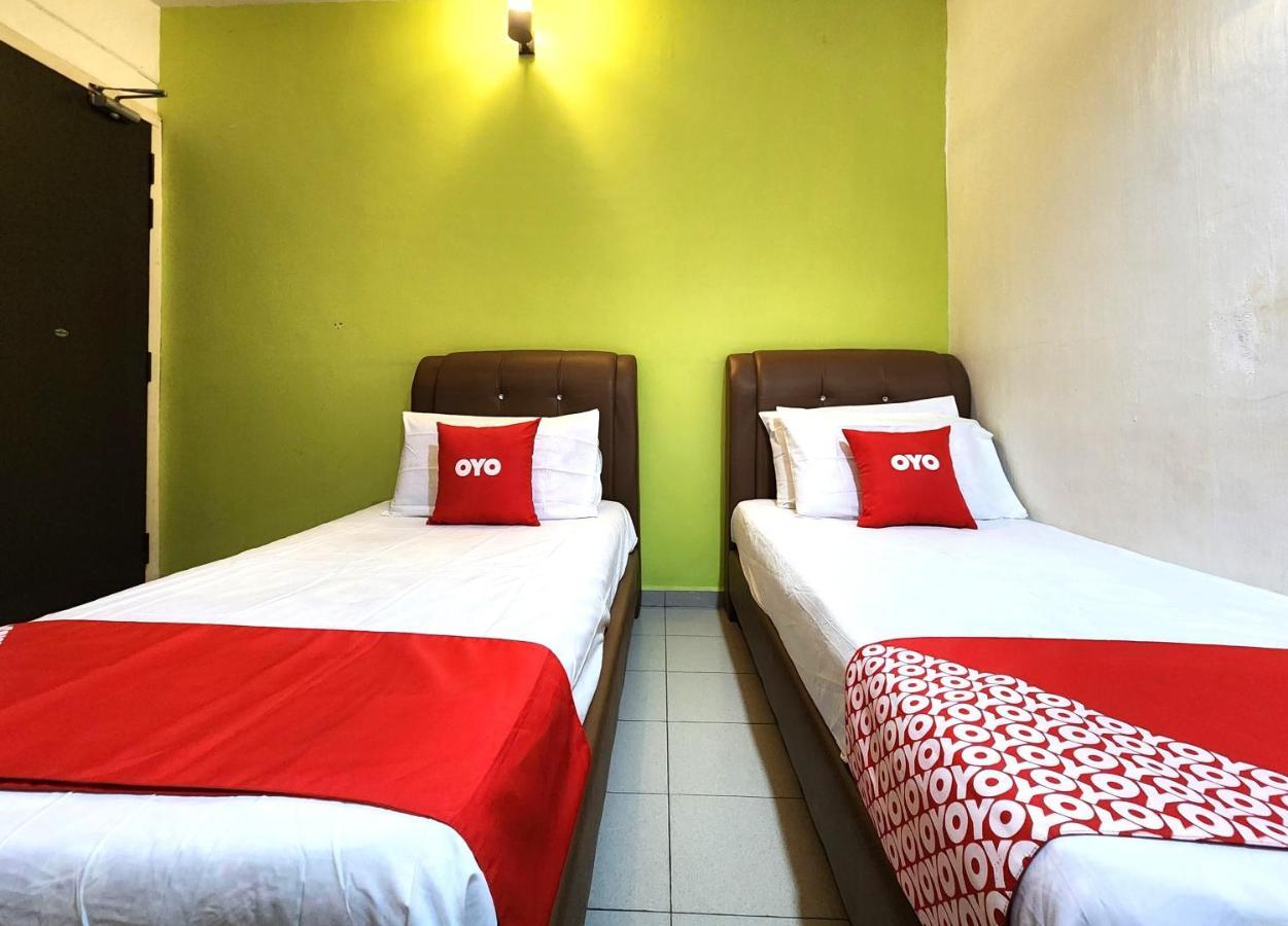 Oyo 90743 Hotel Ban Cheong Kangar Eksteriør bilde