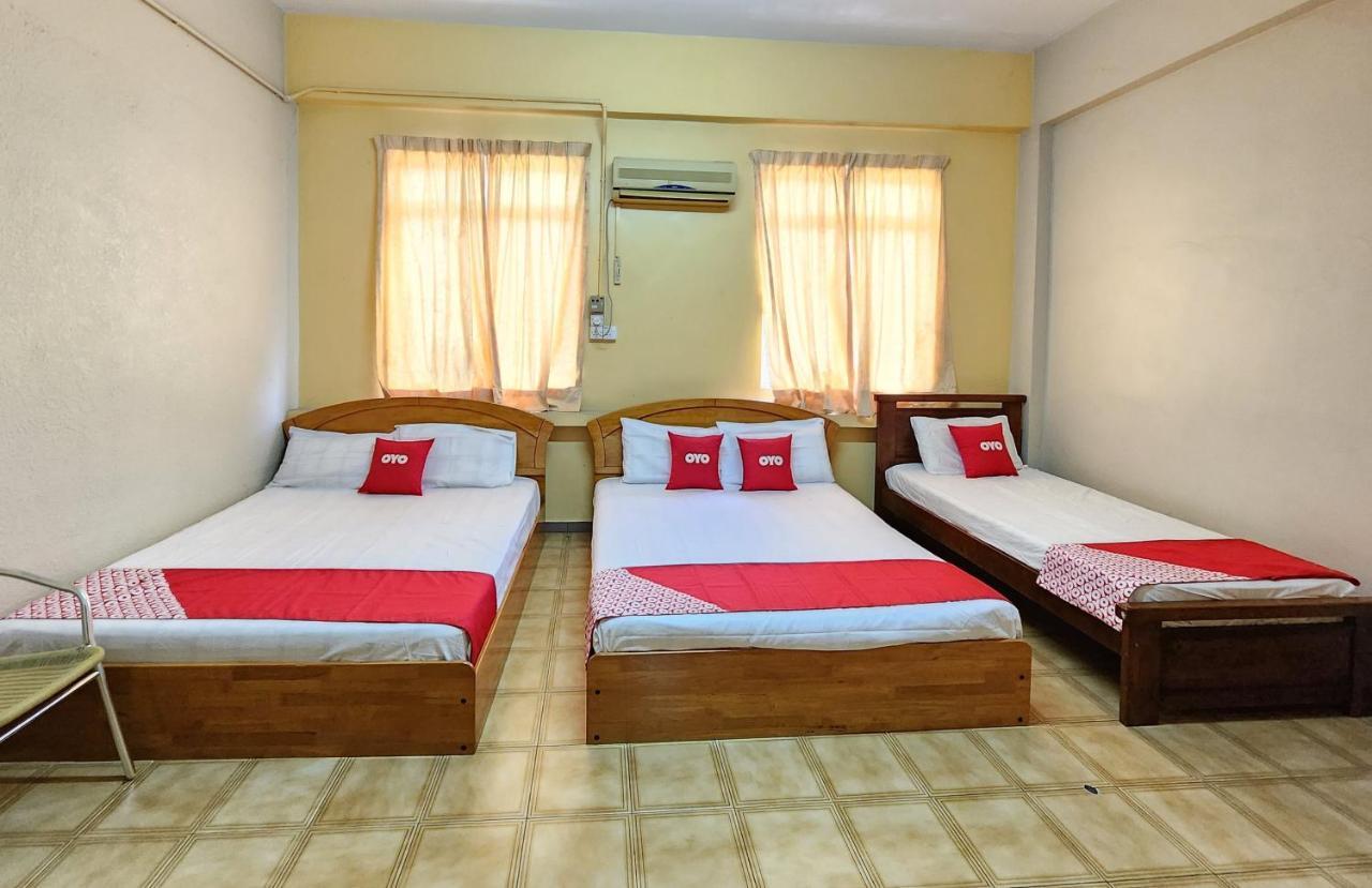 Oyo 90743 Hotel Ban Cheong Kangar Eksteriør bilde
