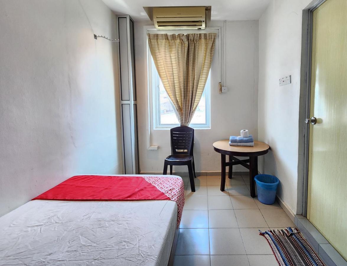 Oyo 90743 Hotel Ban Cheong Kangar Eksteriør bilde